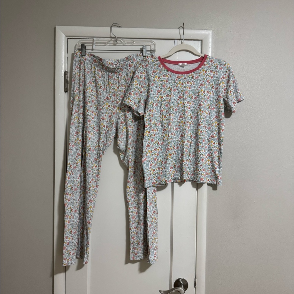 Lake Pajamas Floral Set